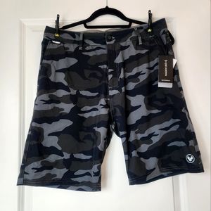 NWT - HSD Kirra Unlined 8.5" Inseam Shorts